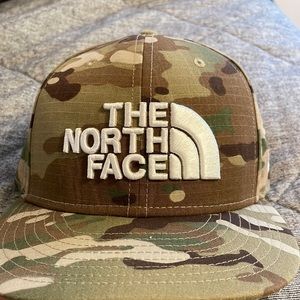 Men’s North Face Camo Baseball Hat